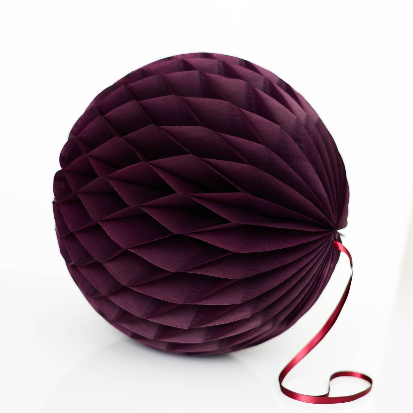 Aubergine paper honeycomb ball in various sizes, eggplant wedding, Christmas decorations, elegant birthday decorations, anniversary decor