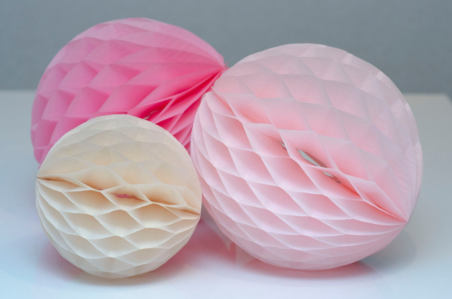 8 paper honeycomb balls | Pastel wedding decorations | Tissue paper honeycombs | Nursery decor