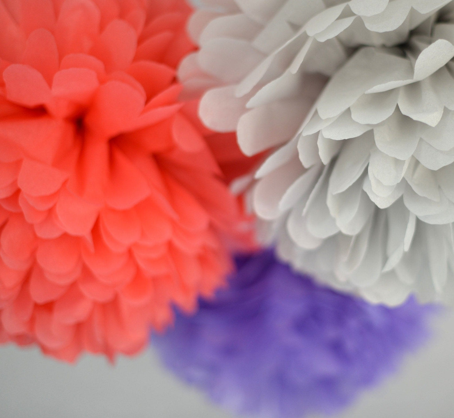 Large size coral rose tissue paper pom pom - Decopompoms