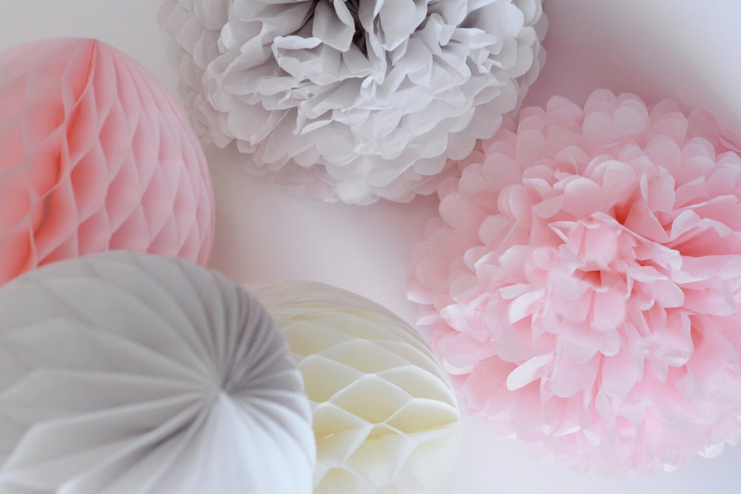 Baby blue paper pom pom set | Baby shower decor set | Paper flowers | Tissue paper balls