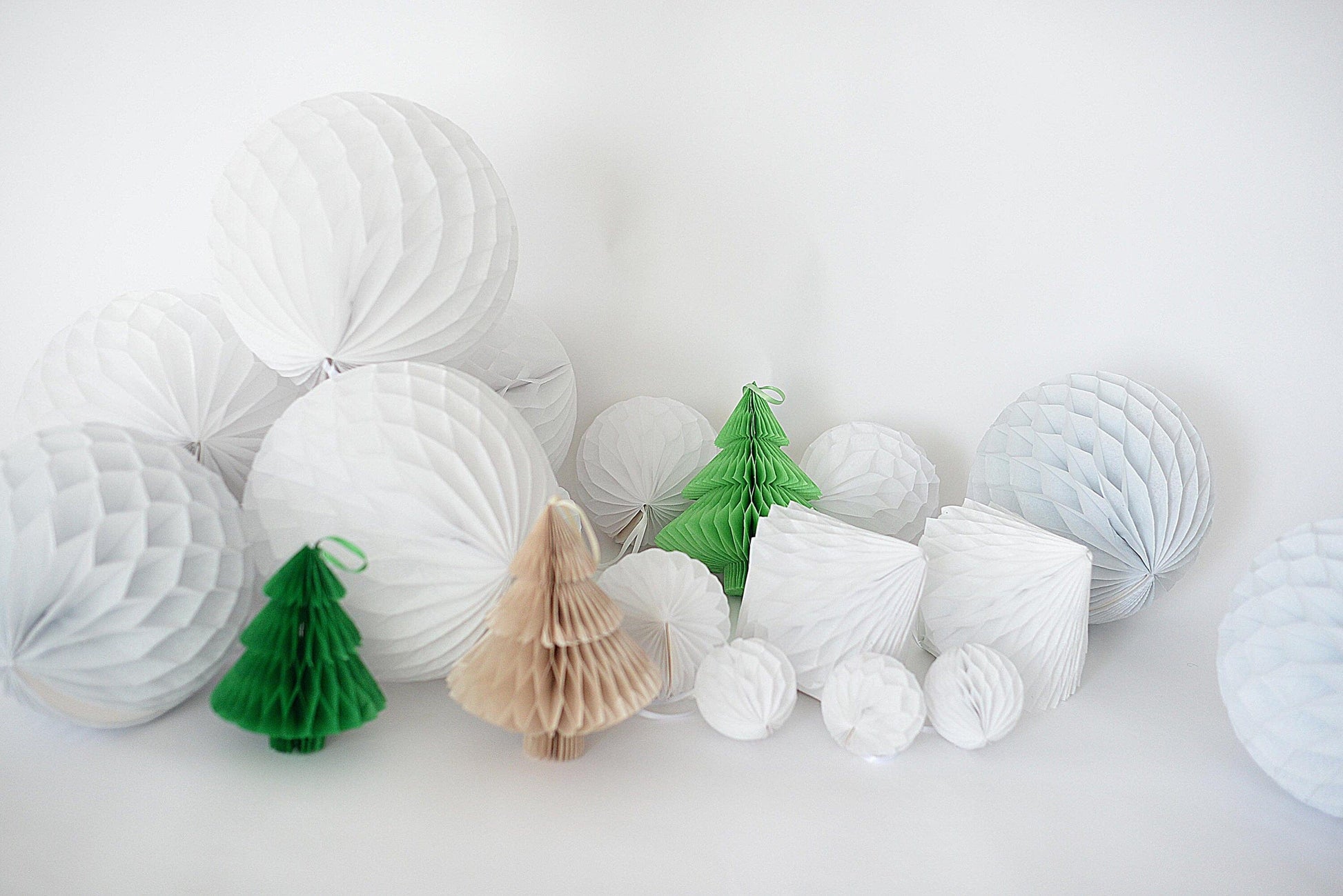 Christmas decoration set | Paper honeycombs | Paper Christmas tree | Winter decorations