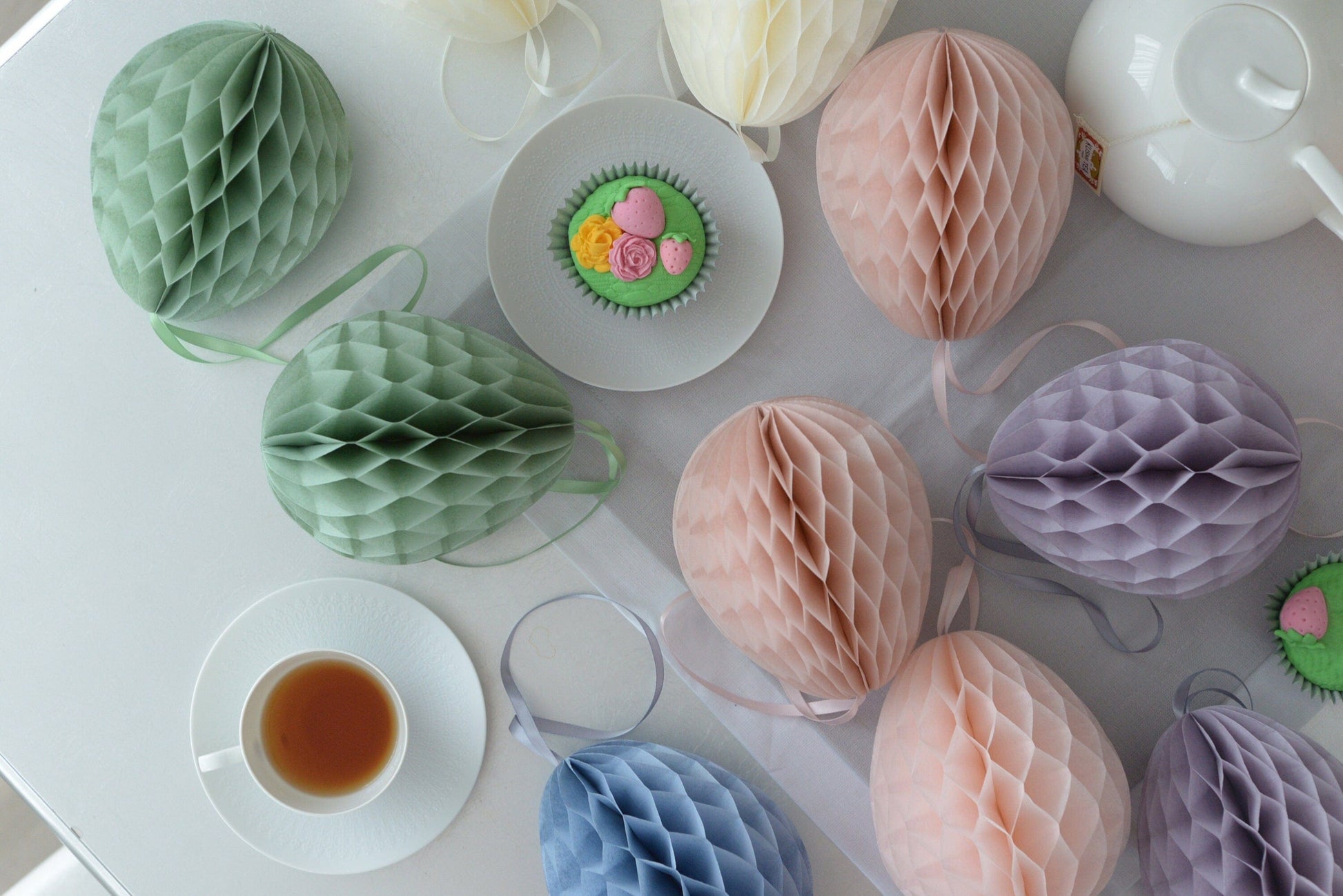 Paper easter egg decoration | muted pastel colour honeycomb paper eggs | tissue paper eggs | Dusty blue