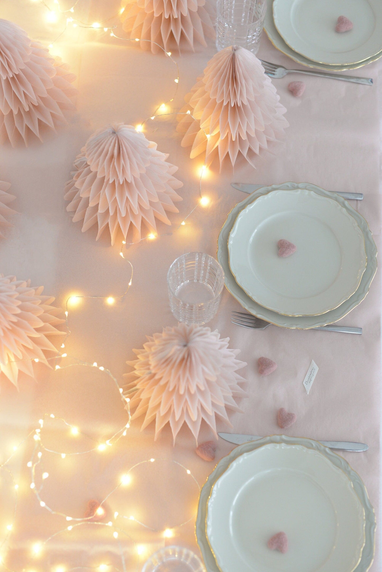 Dusty pink paper honeycomb Christmas tree | Blush Honeycomb Christmas tree paper decorations | Festive home decor