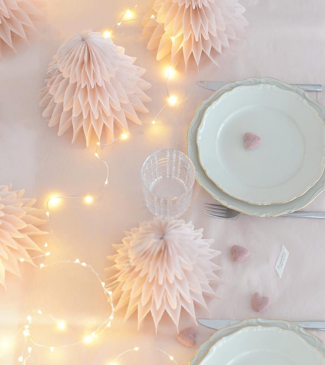 Dusty pink paper honeycomb Christmas tree | Blush Honeycomb Christmas tree paper decorations | Festive home decor