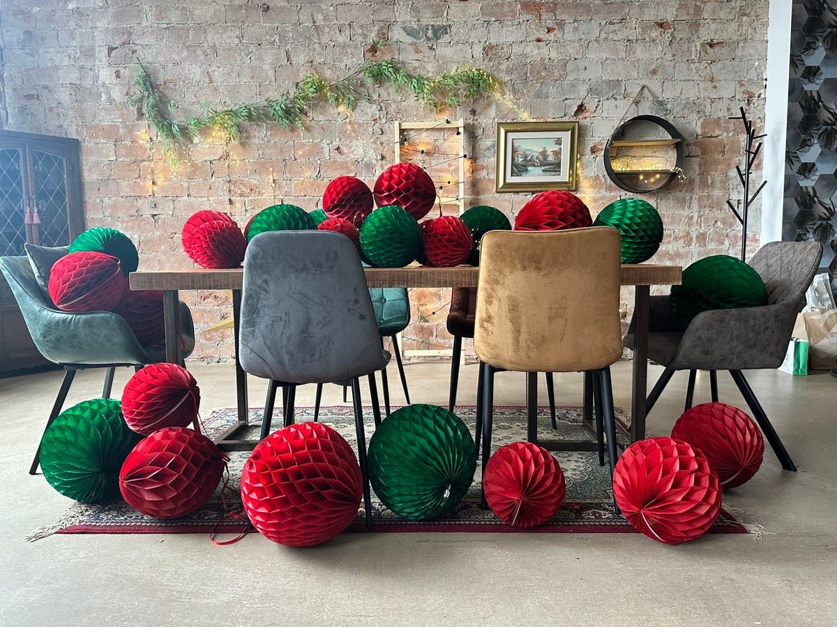 Holiday green and deep red paper honeycomb balls party decorations set Christmas decorations home decor wedding baby shower office decor