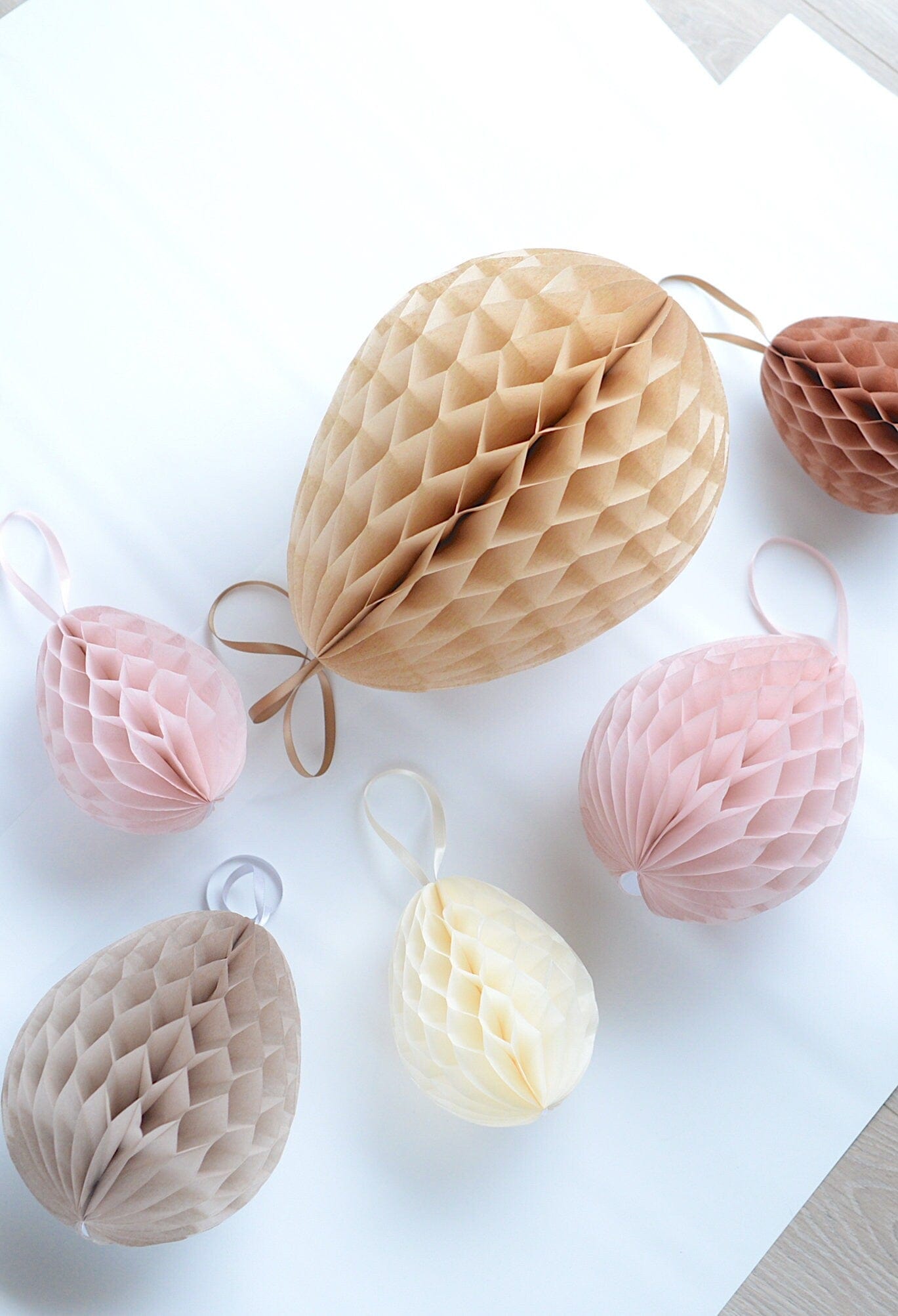 Neutral colour Paper Easter eggs set in dusty pink and neutral - Easter table decor - Easter honeycombs