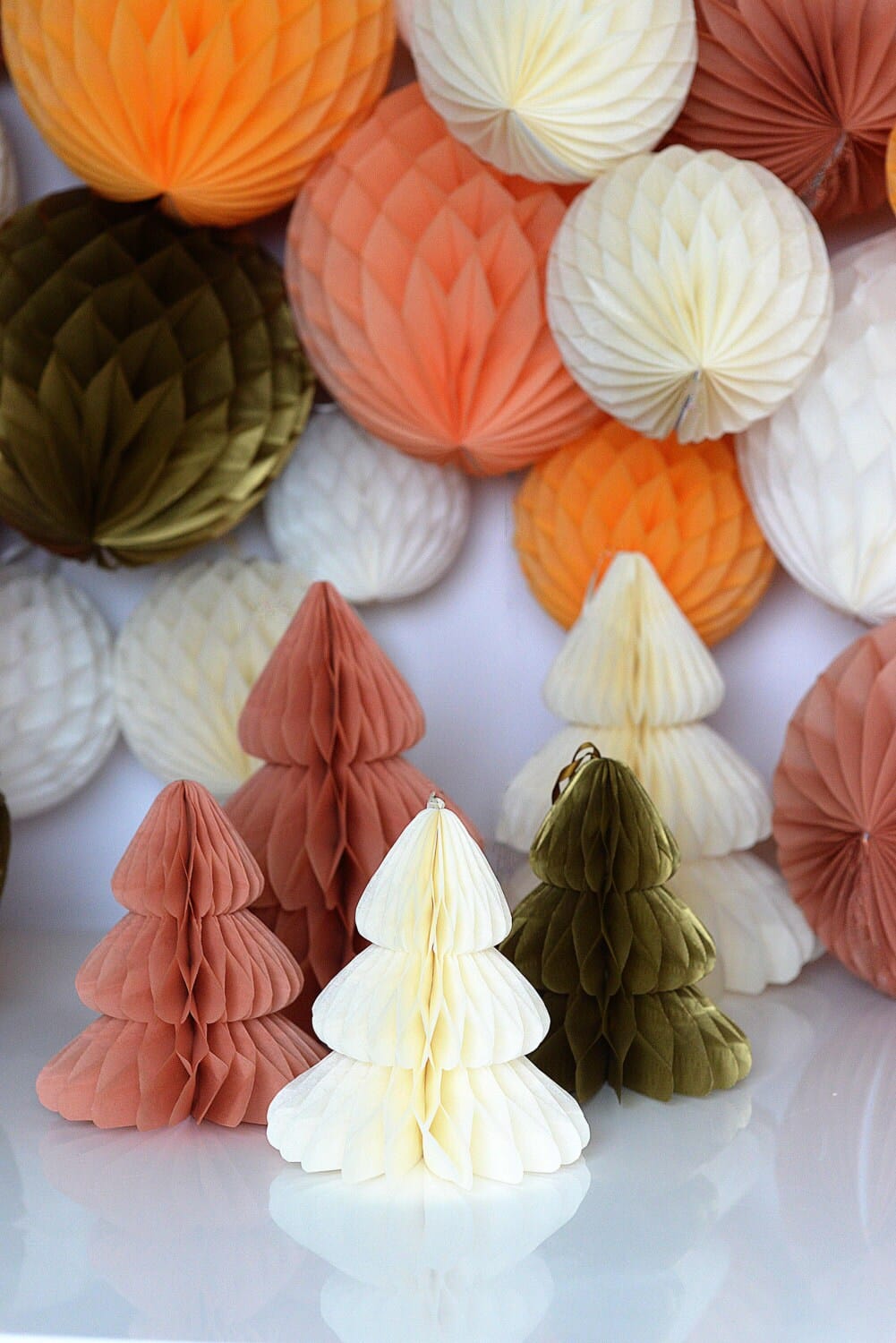 Paper Christmas tree decoration | Honeycomb balls | New year decoration | Winter party decor