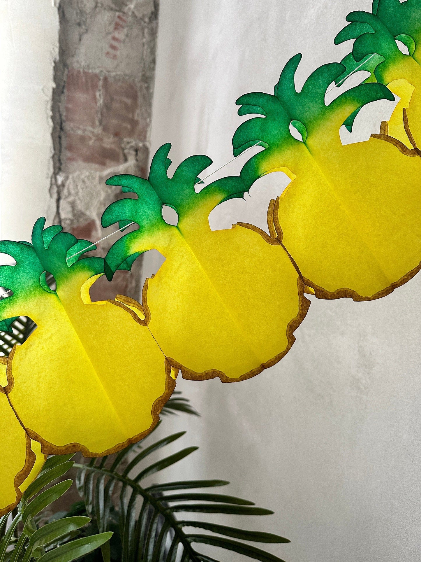 Paper Pineapple Banner Tropical Pineapple Garland Summer Pool Beach Banner for Tropical Hawaii Theme Baby Shower Birthday Party Supplies