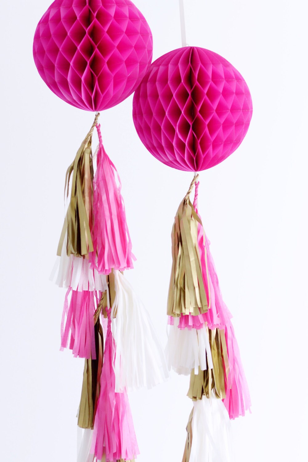 Paper honeycomb balls with paper tassel tail graland - customisable- fully made- wedding, birthday party, baby shower decor eco friendly