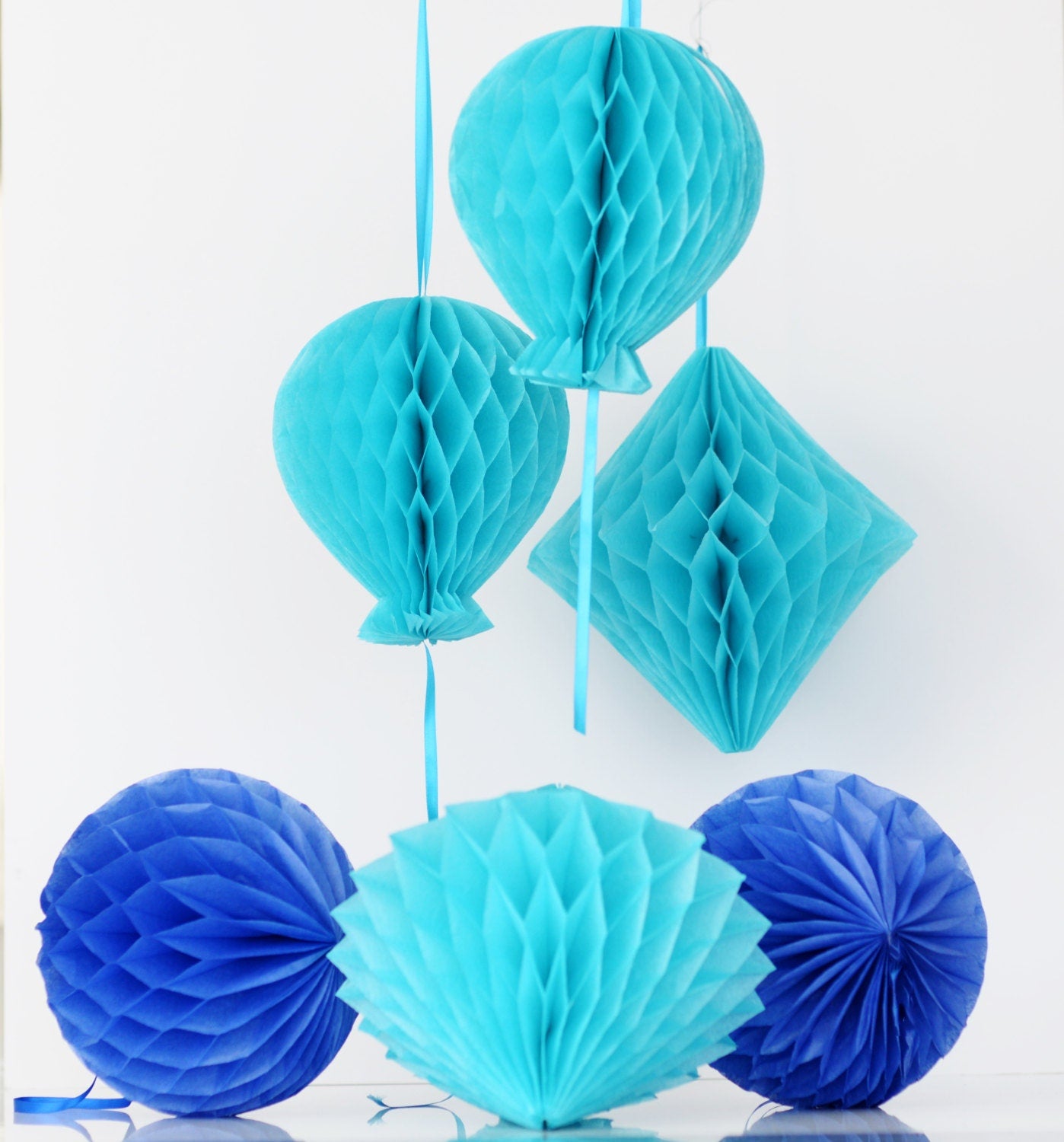 Honeycomb pom poms party set | Boy birthday decor | Aqua party decor | Hanging paper balls | Blue nursery decor