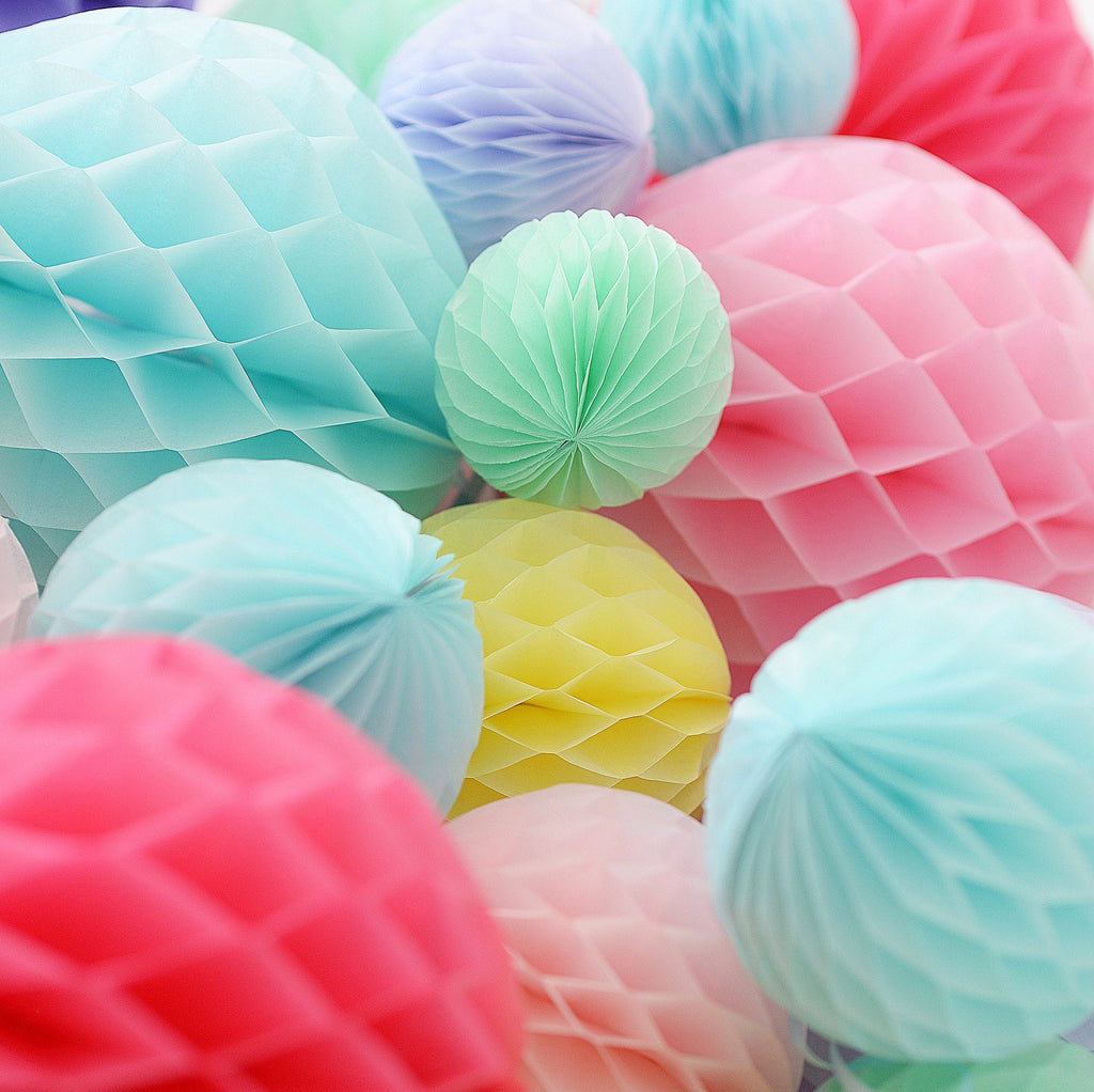 Custom colour paper honeycomb Party decoration balls set 10 psc mixed sizes wedding pom poms Birthday party Hanging decorations baby shower