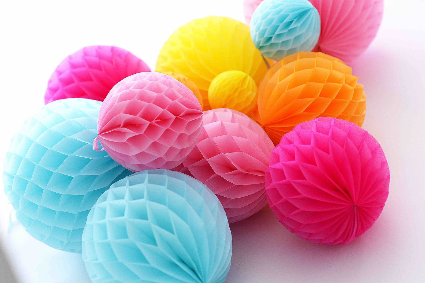 Small size paper honeycomb balls 4 PSC 10cm 4" custom colour party decorations wedding baby shower bridal shower birthday party   decor