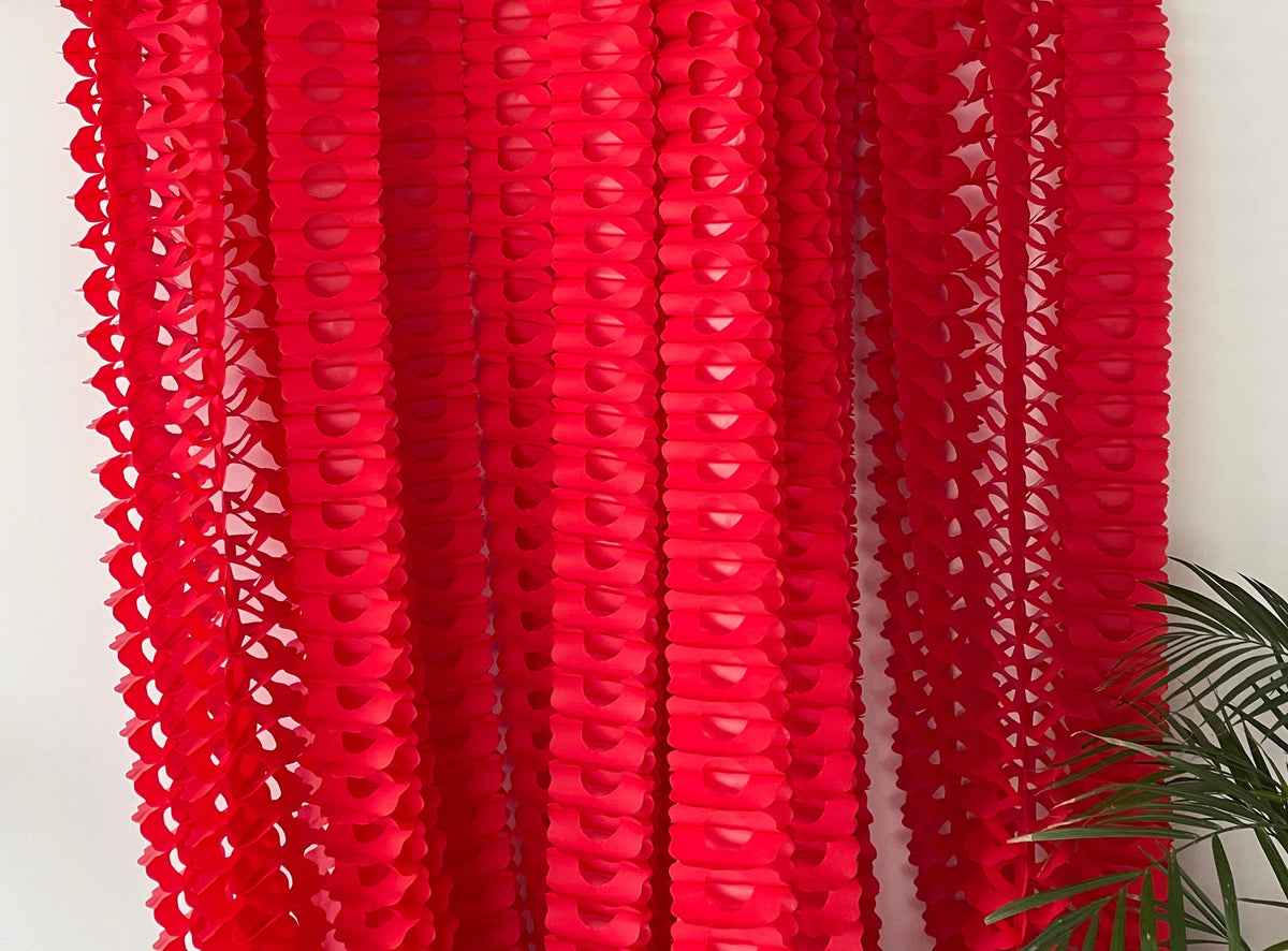 Red Tissue Paper Honeycomb Garland - 11.8ft (360cm) Reusable Party Decoration for Weddings, Birthdays, Baby Showers, Photo Backdrops