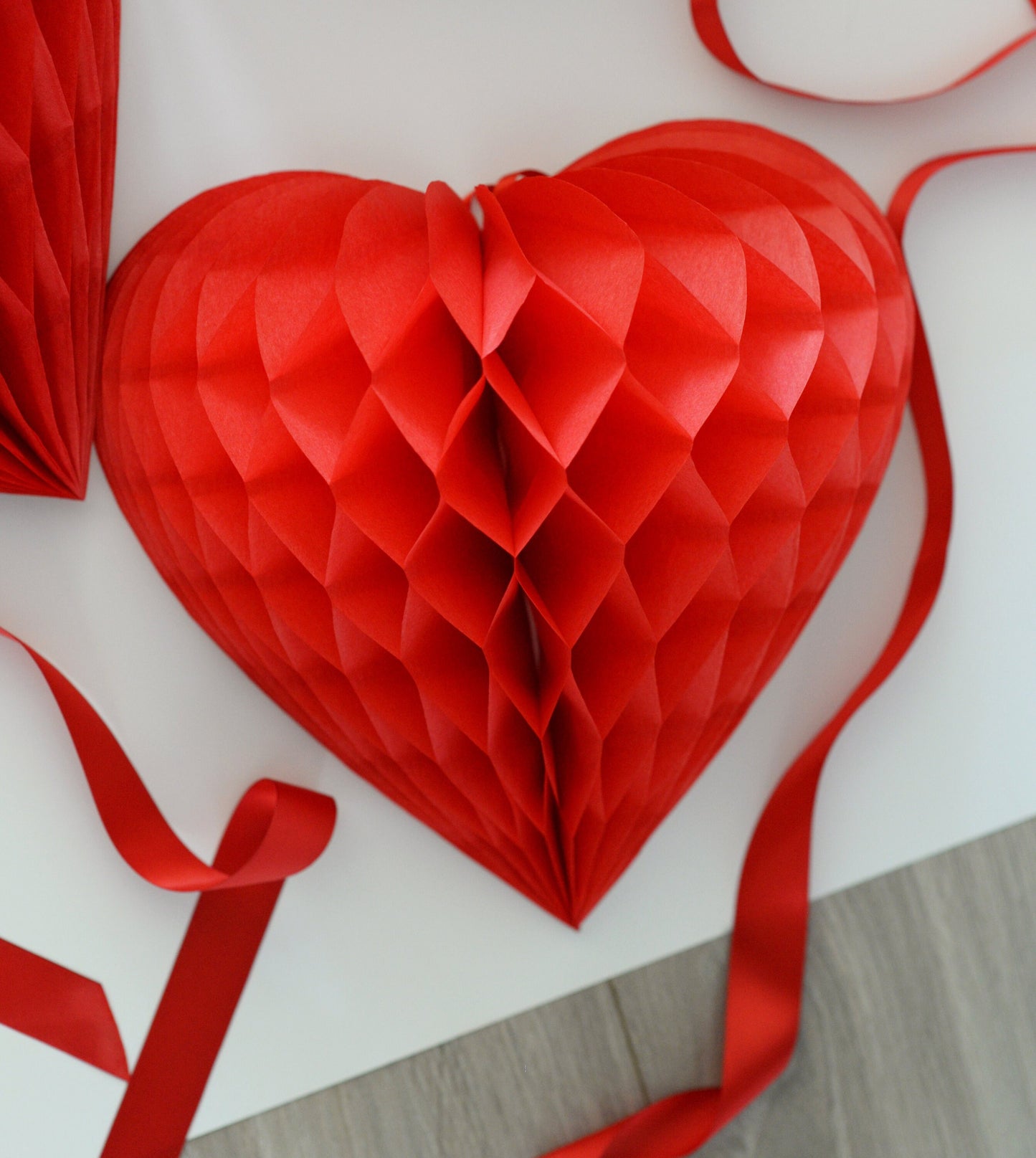 Custom colour Paper honeycomb hearts set of 3 party decoration Valentines day Wedding baby shower birthday bridal shower decor gift
