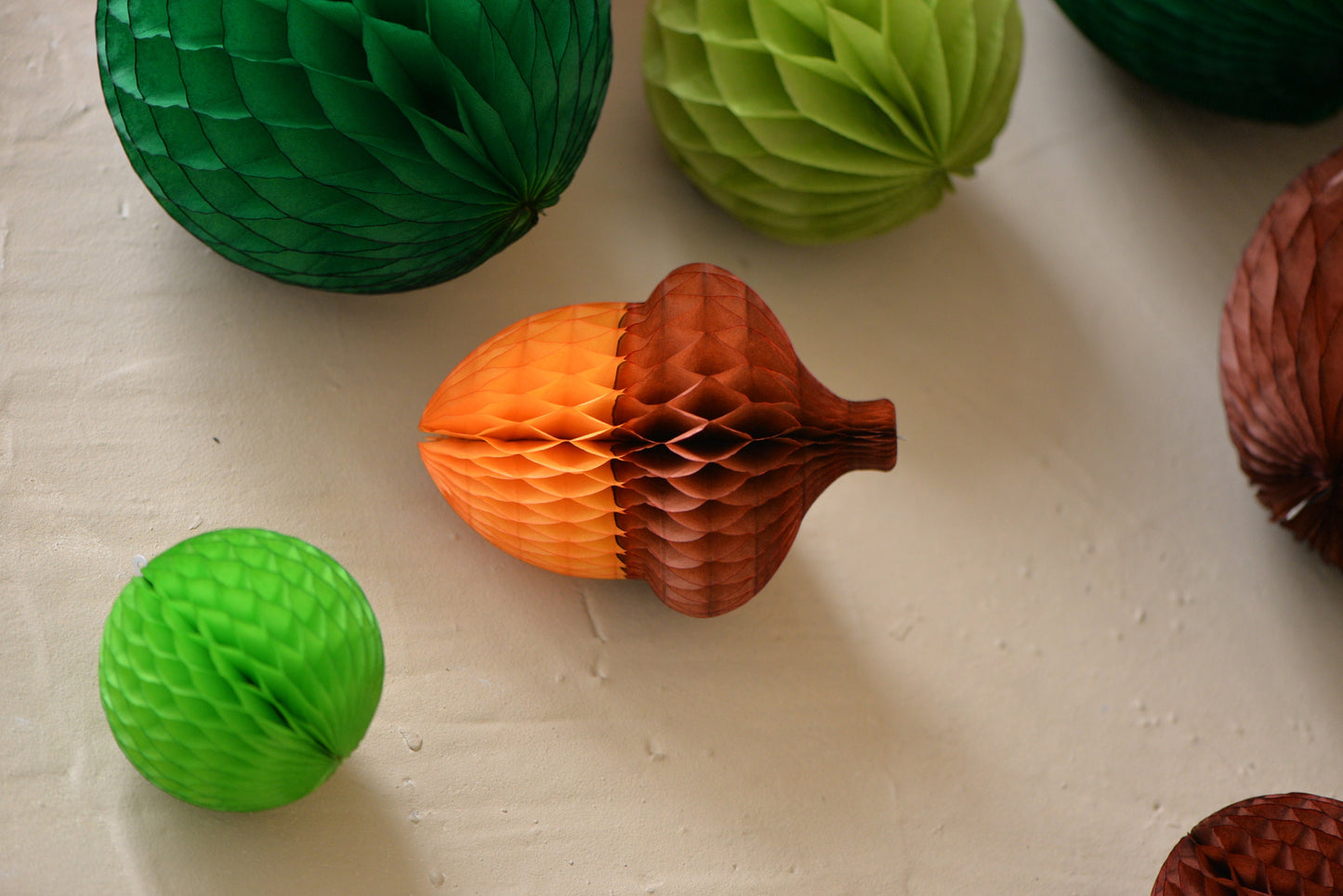 Fall Honeycomb Decorations – Acorns & Autumn Paper Balls Set