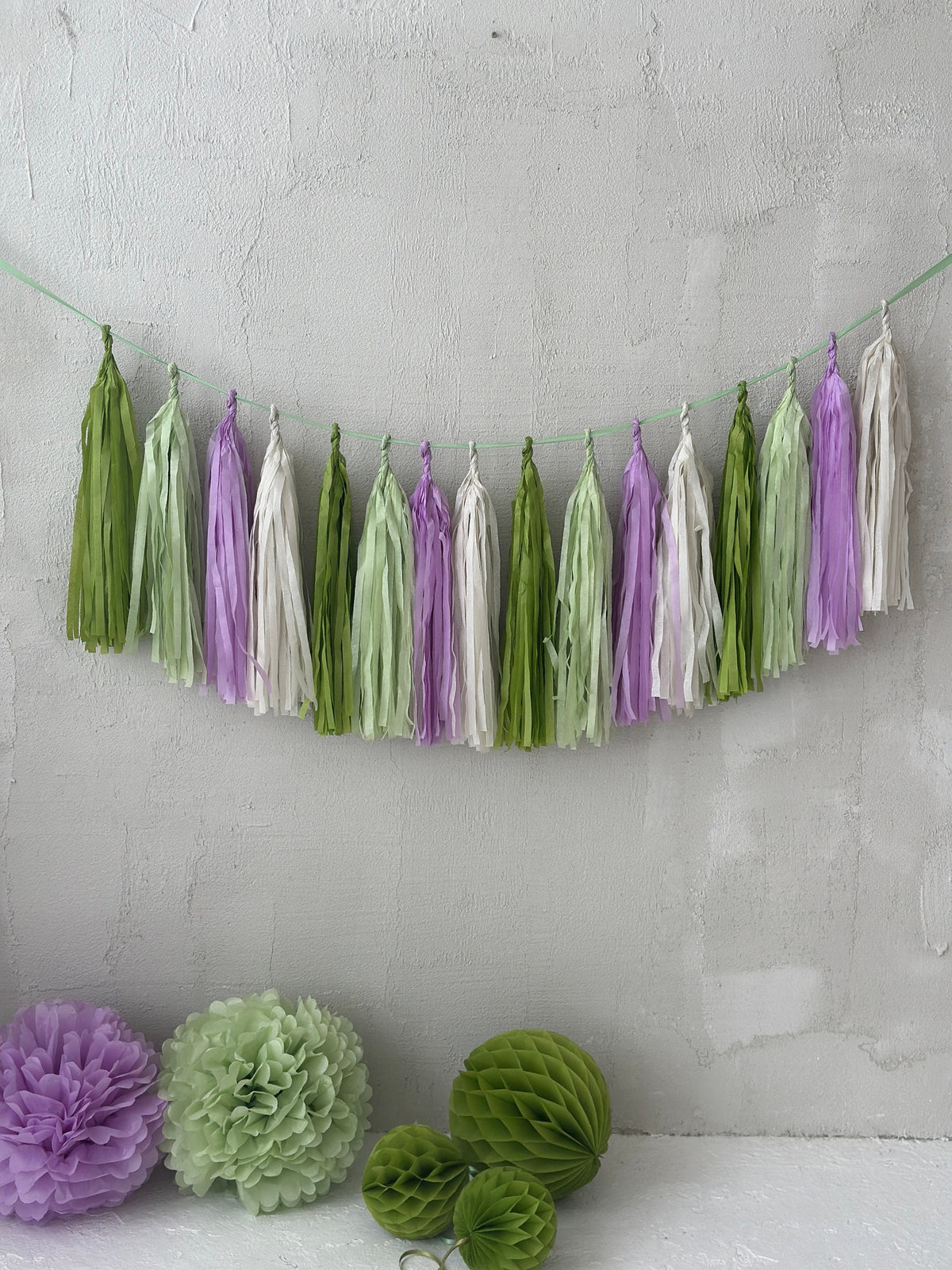 Green & Lilac Paper Tassel Garland: Party Decorations, Balloon Tail