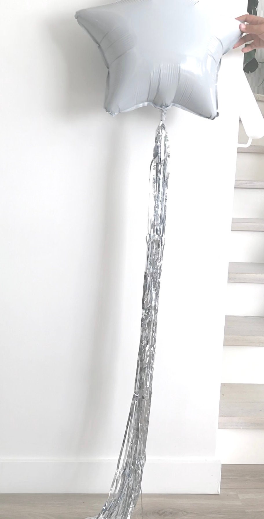 Shimmering Metallic Tassel Balloon Tails: Party Decorations