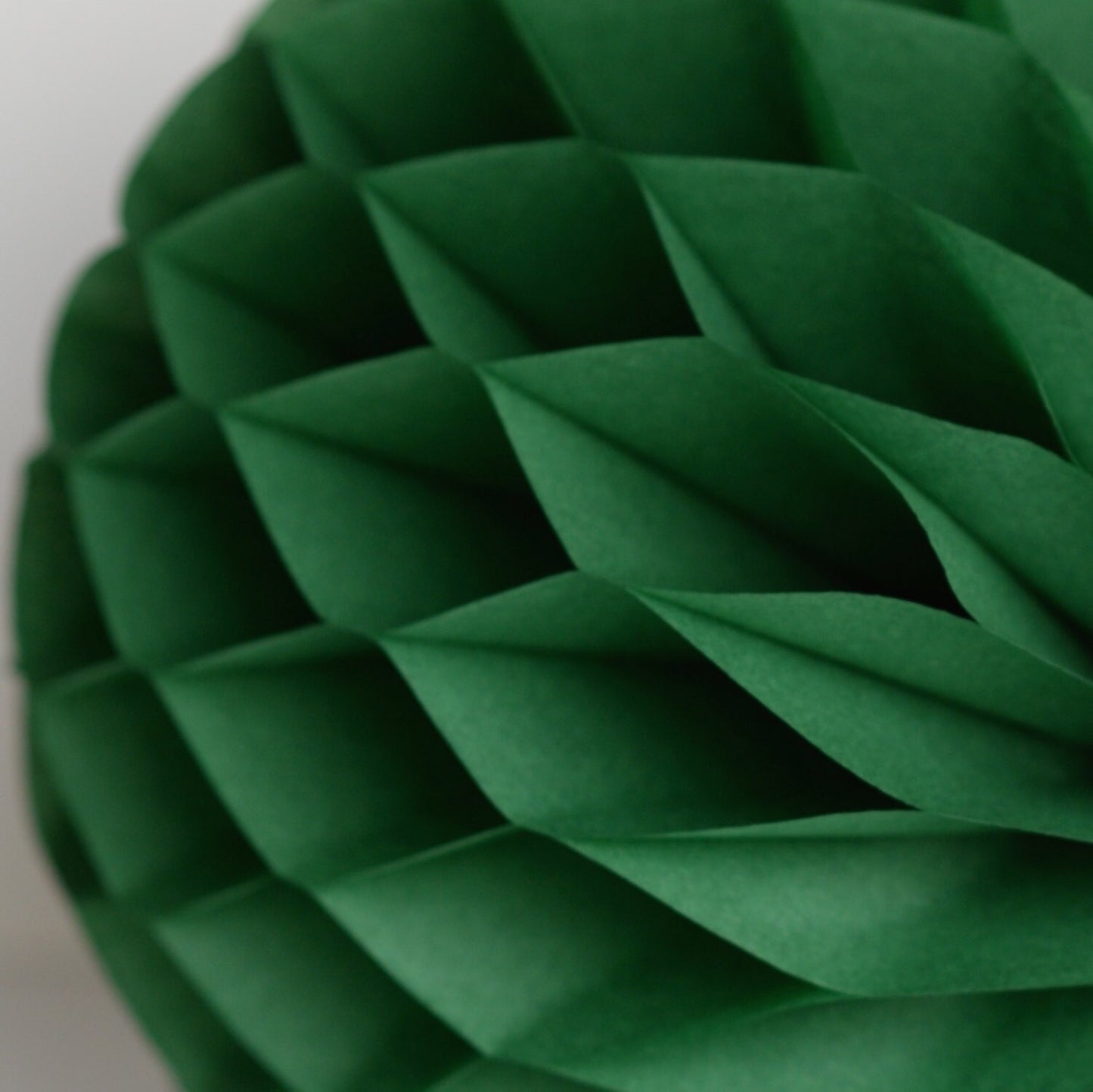 Holiday green pape honeycomb ball party decorations various sizes Christmas ornament Holiday home office school decor Wedding birthday Party