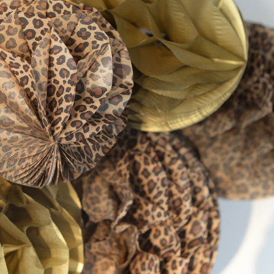 Leopard print paper pom poms set | Safari party decor | Jungle party decorations