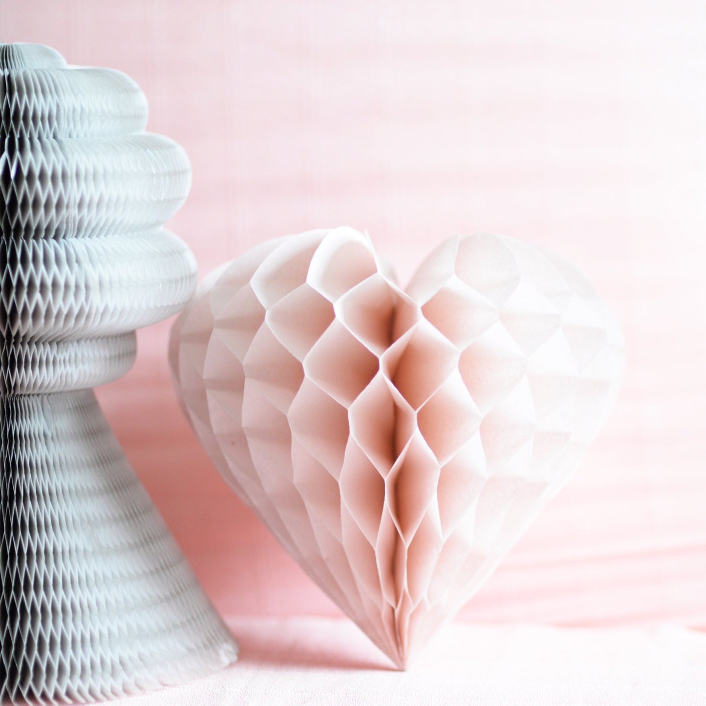 Wedding decorations - Paper heart honeycomb - dusty pink | Blush Valentines decorations