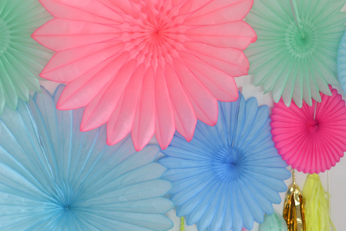 Bright colour Paper fan party decoration set - pink, blue and mint - backdrop - with tassel garland - optional - Decopompoms