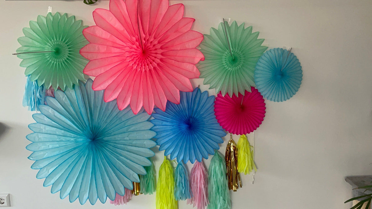 Bright colour Paper fan party decoration set - pink, blue and mint - backdrop - with tassel garland - optional - Decopompoms