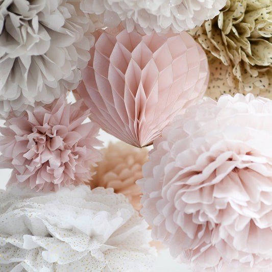 Dusty blush and champagne pom poms party set - Decopompoms