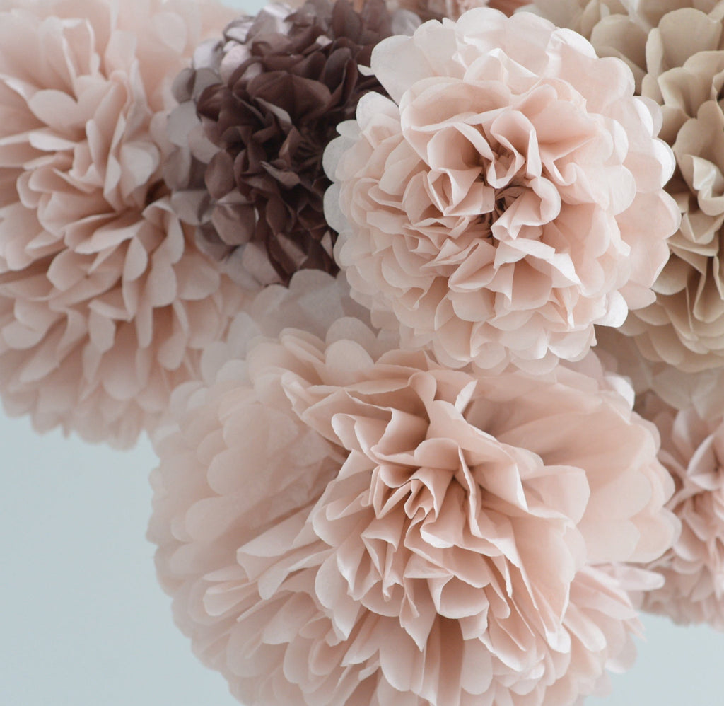Dusty pink and rose gold 15 large tissue paper Pom Poms party set - Decopompoms