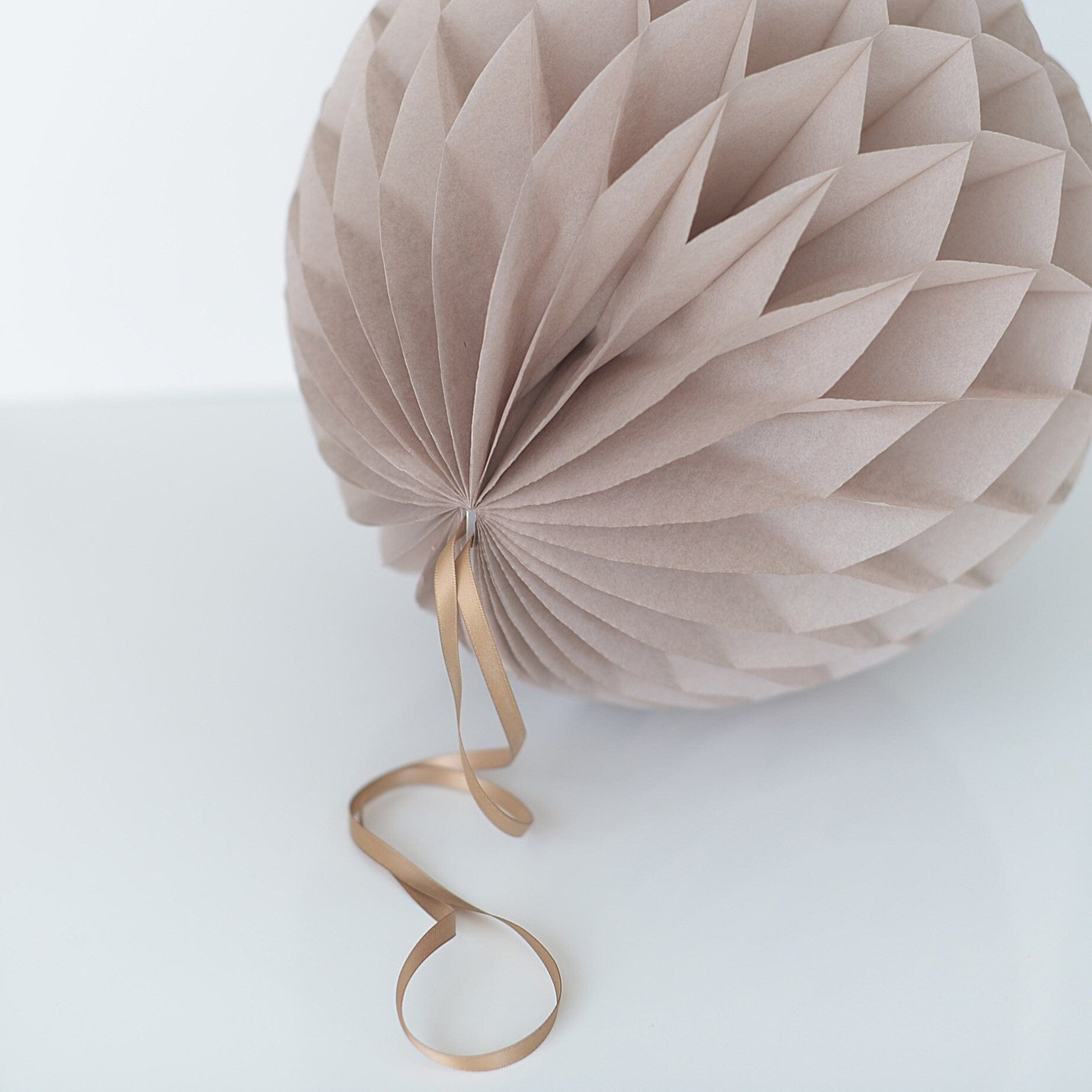 Dusty blue, terracotta and taupe honeycomb ball | Tissue paper pompoms | Boy baby shower decor | Honeycomb garland - Decopompoms
