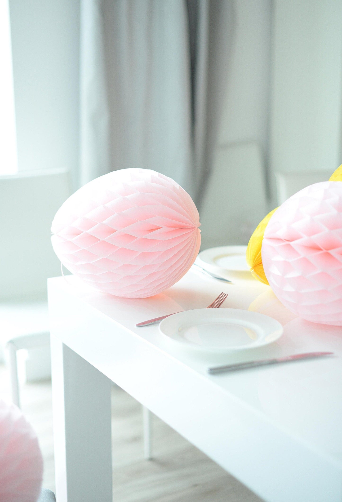 Easter Decorations- Easter eggs | Honeycomb Easter decoration | Colourful Paper Easter eggs - Decopompoms