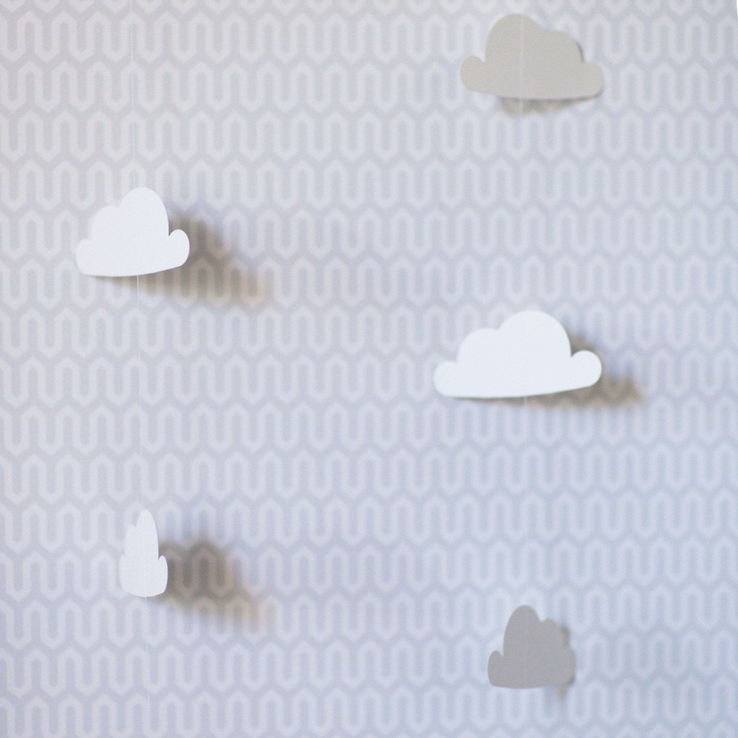 CLOUD paper string garland - Decopompoms
