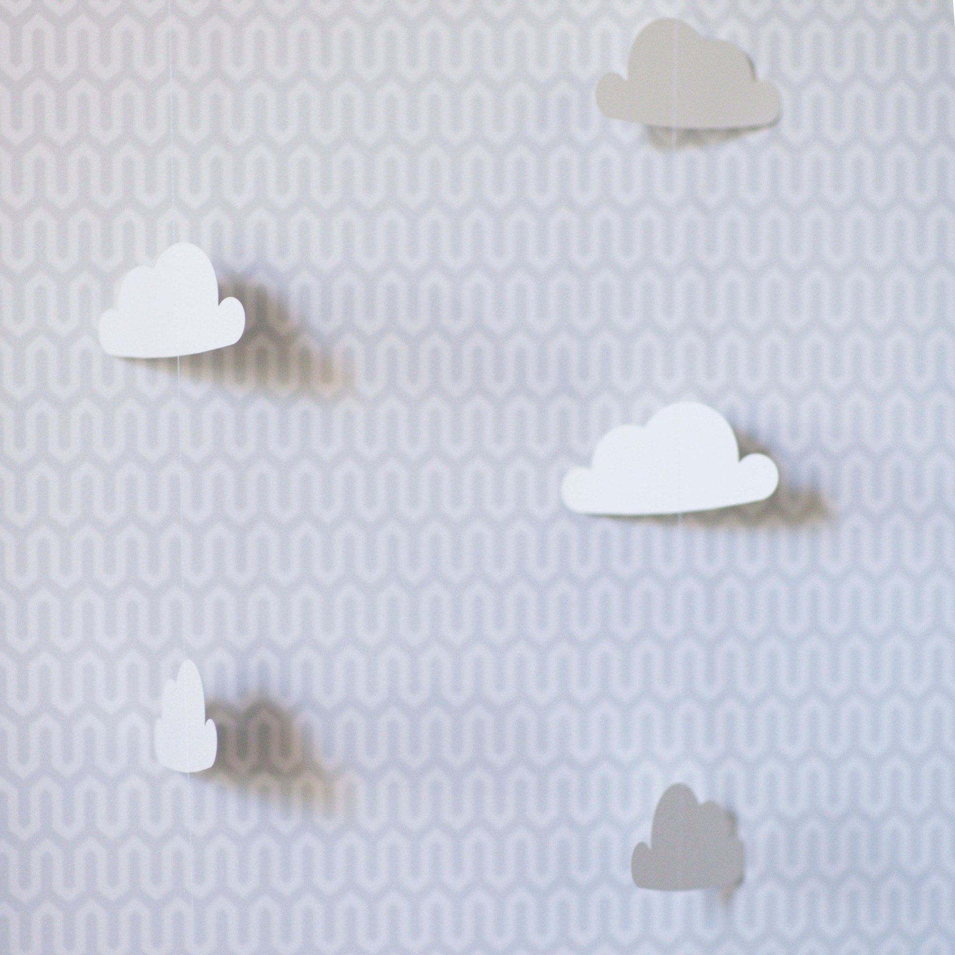 CLOUD paper string garland - Decopompoms