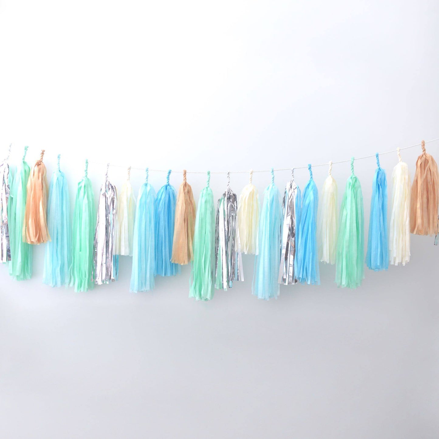 FROSTY BLUE tassel garland - various lengths - Decopompoms
