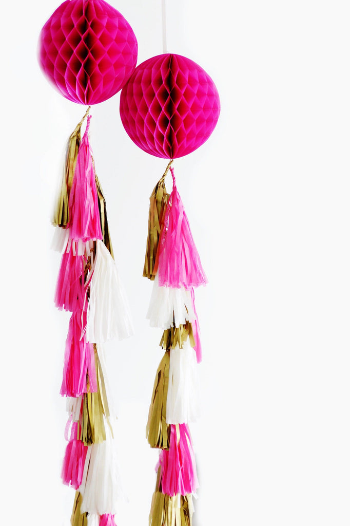 Paper Honeycomb ball with tassel tail - custom color - Decopompoms