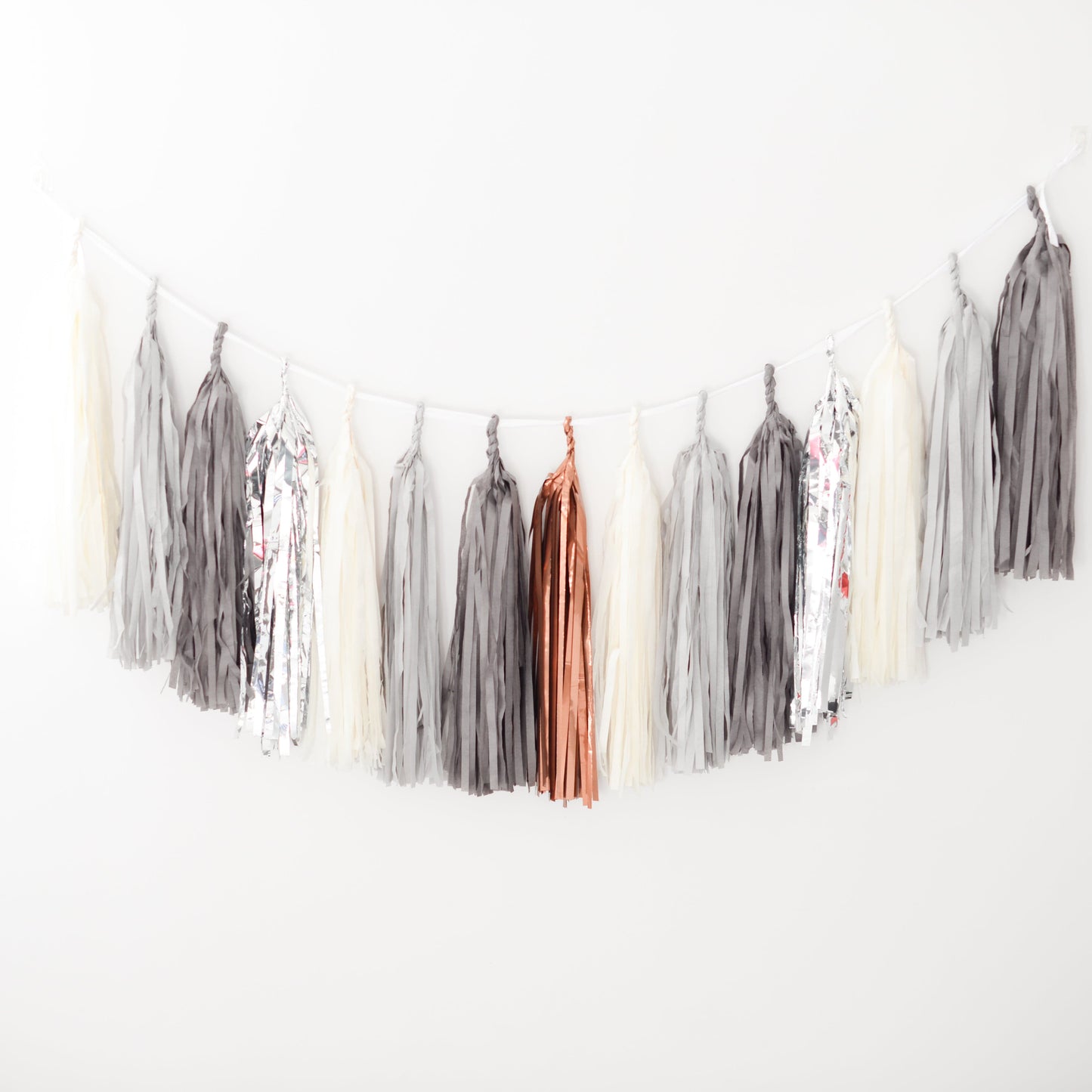 Silver, grey and bronze Tissue paper tassel garland - Decopompoms
