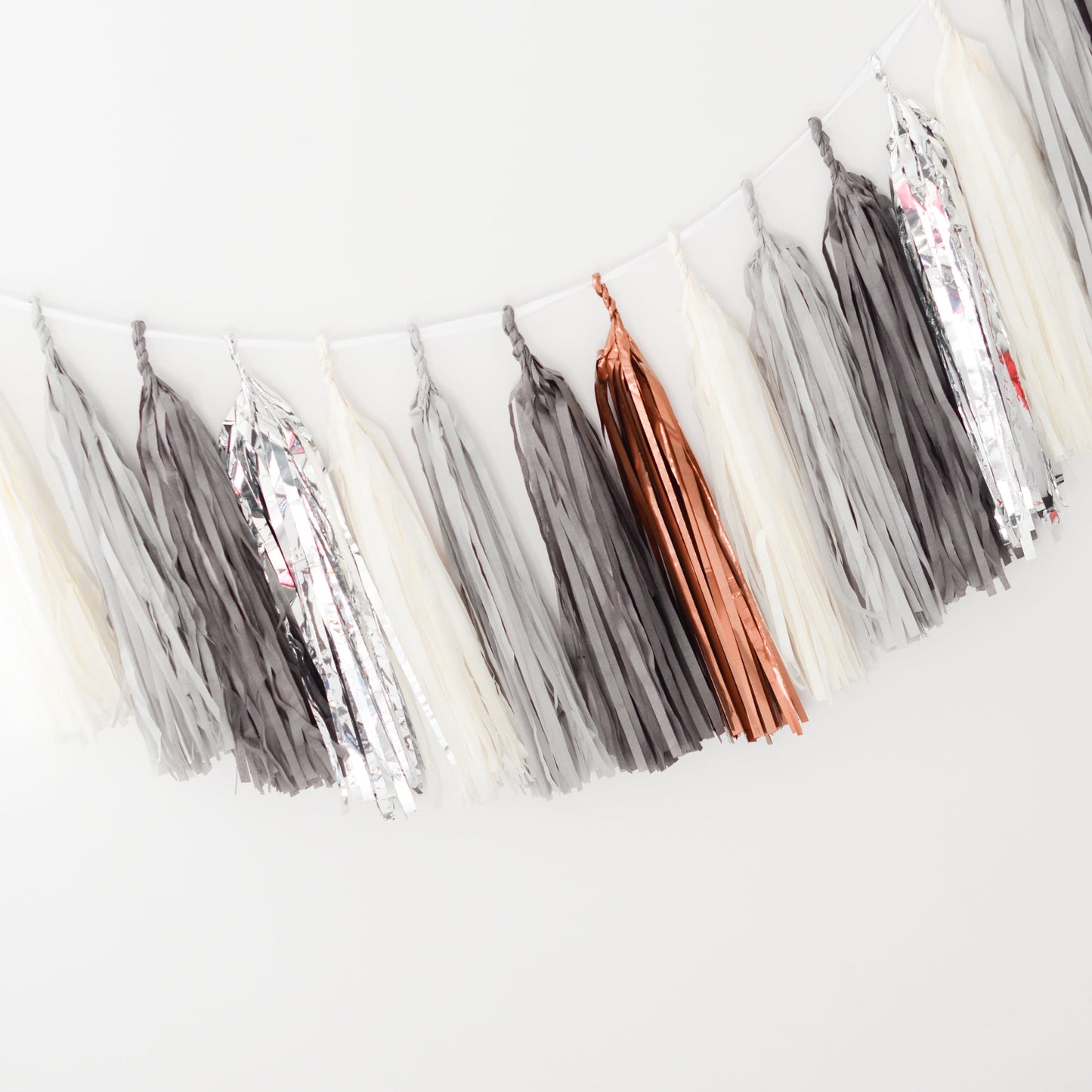 Silver, grey and bronze Tissue paper tassel garland - Decopompoms