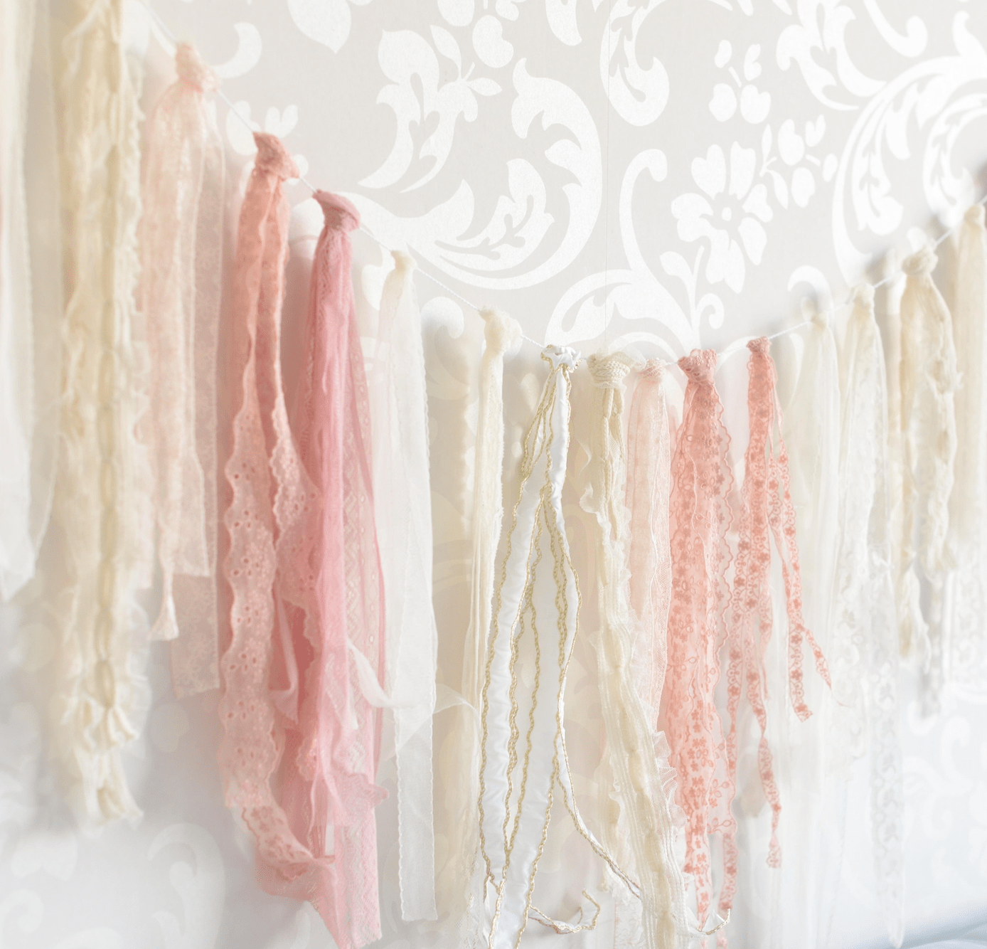 Garland Vintage look ribbon Tassel Garland Banner decopompoms