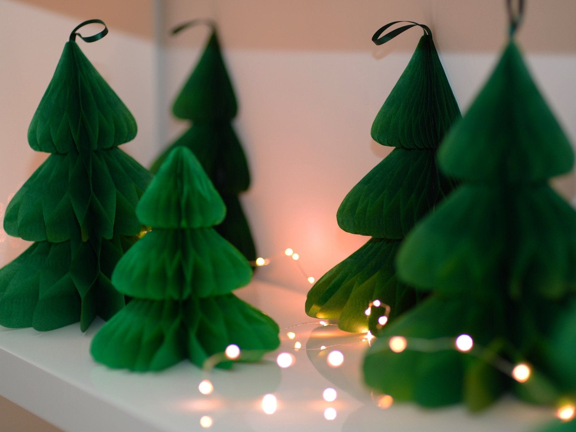 Christmas tree - Paper Honeycomb - custom color - 10" / 25 cm - Decopompoms