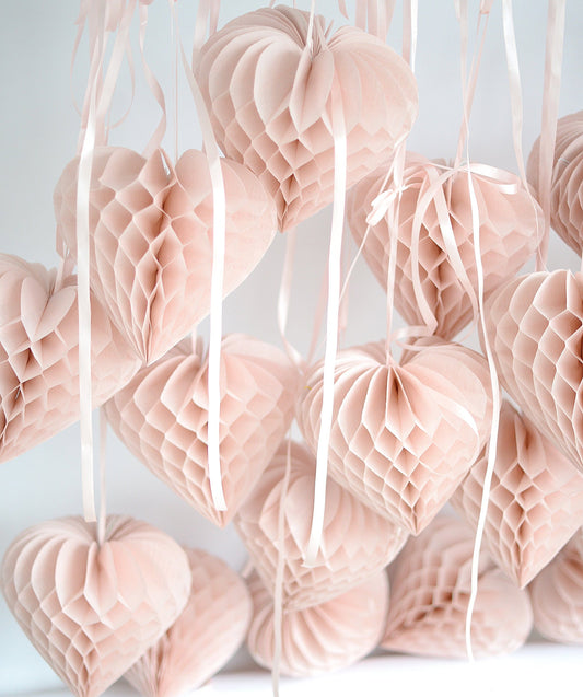 Dusty pink heart shaped paper honeycomb decoration 25cm - Decopompoms