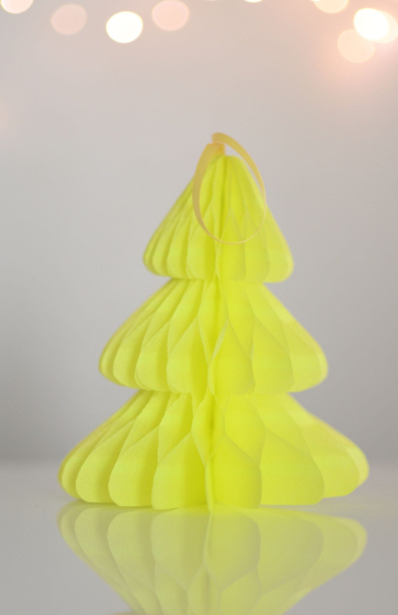 Christmas tree - Paper Honeycomb - custom color - 8"/ 20 cm - Decopompoms
