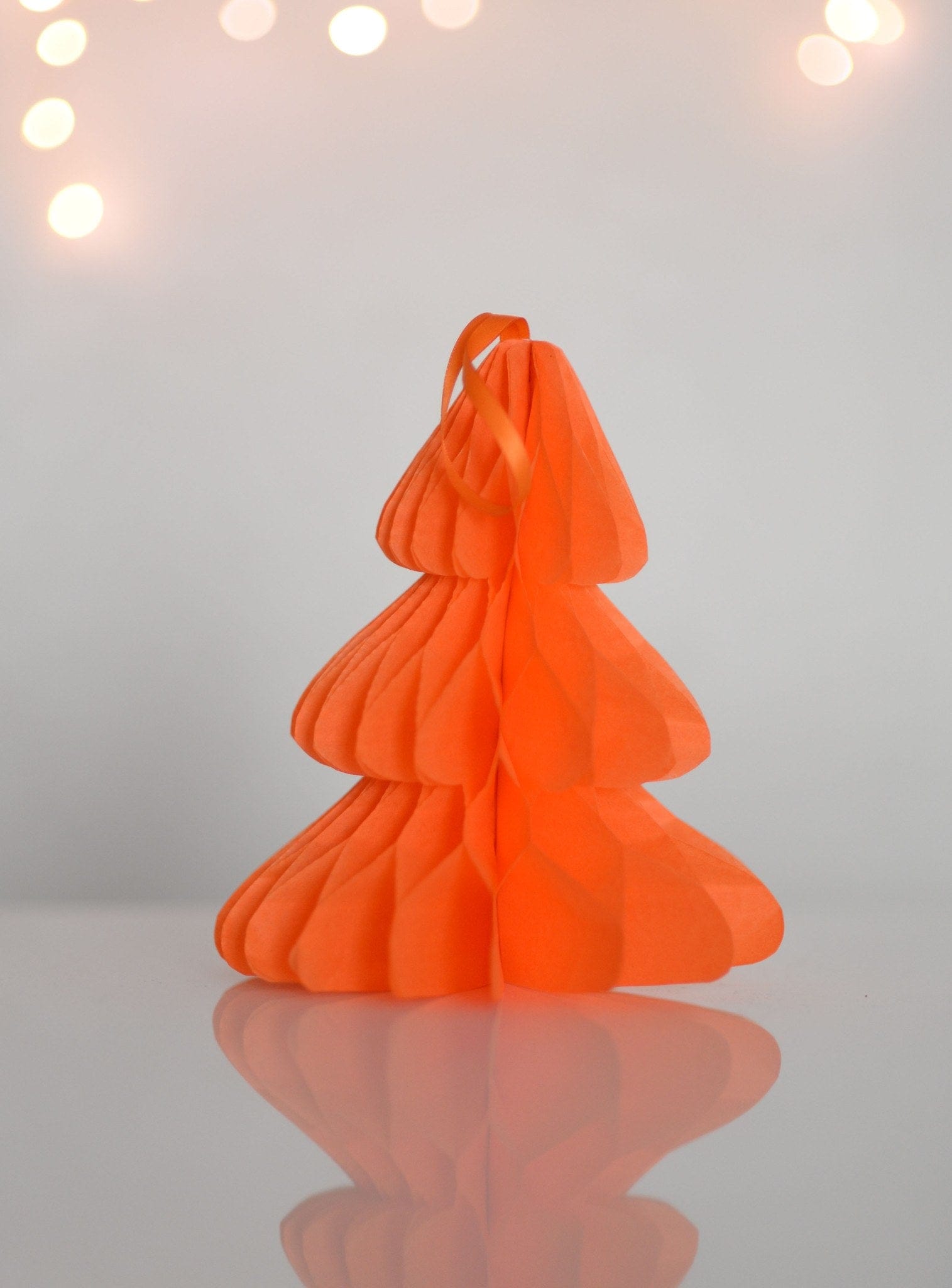 Christmas tree - Paper Honeycomb - custom color - 8"/ 20 cm - Decopompoms