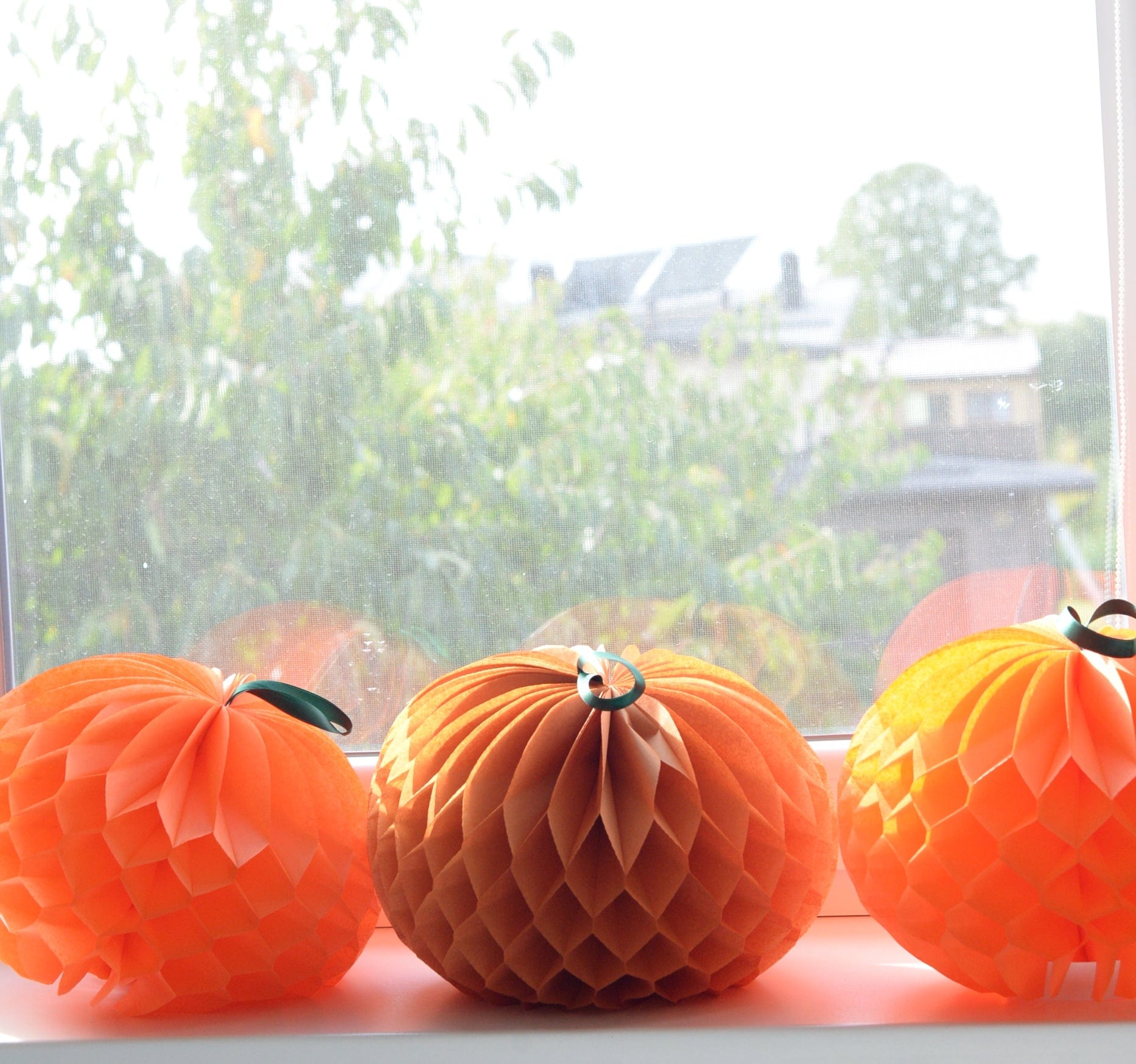 Paper pumpkin honeycomb - Sandstone fall Decorations - Halloween decorations - reusable - Decopompoms