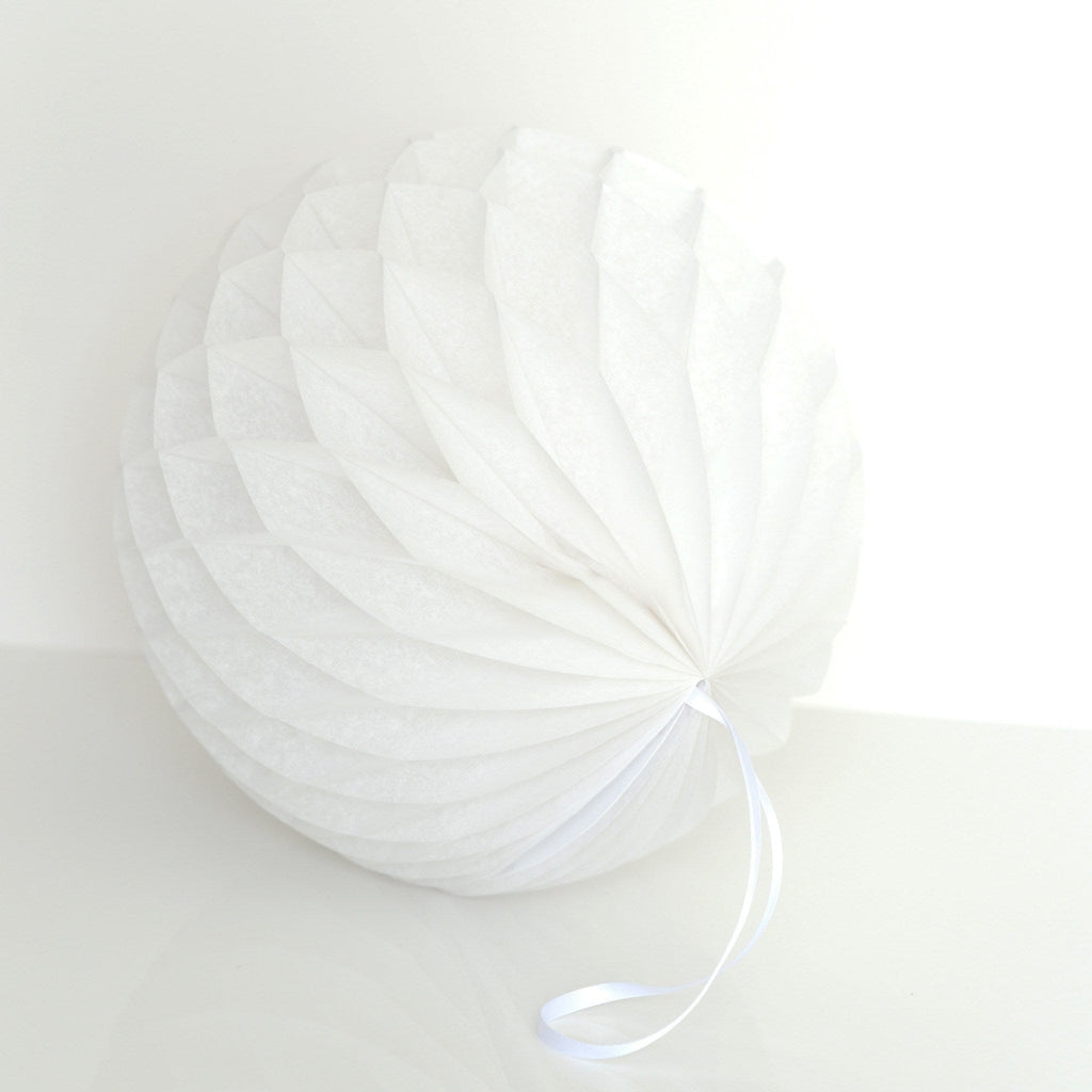 Pearlesence Pearl white paper honeycomb - hanging party decoration - Decopompoms