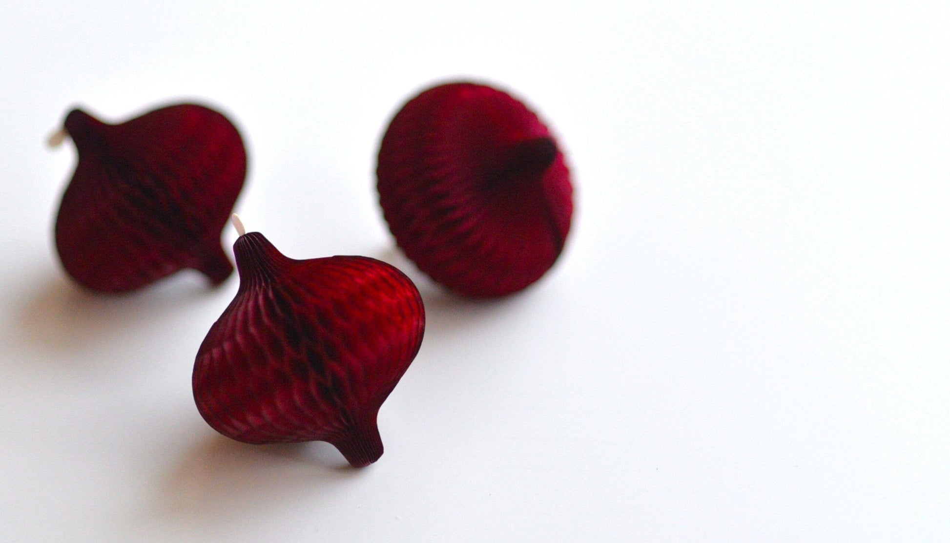 Burgundy mini paper honeycomb baubles - Christmas decorations - 3 baubles set - Decopompoms
