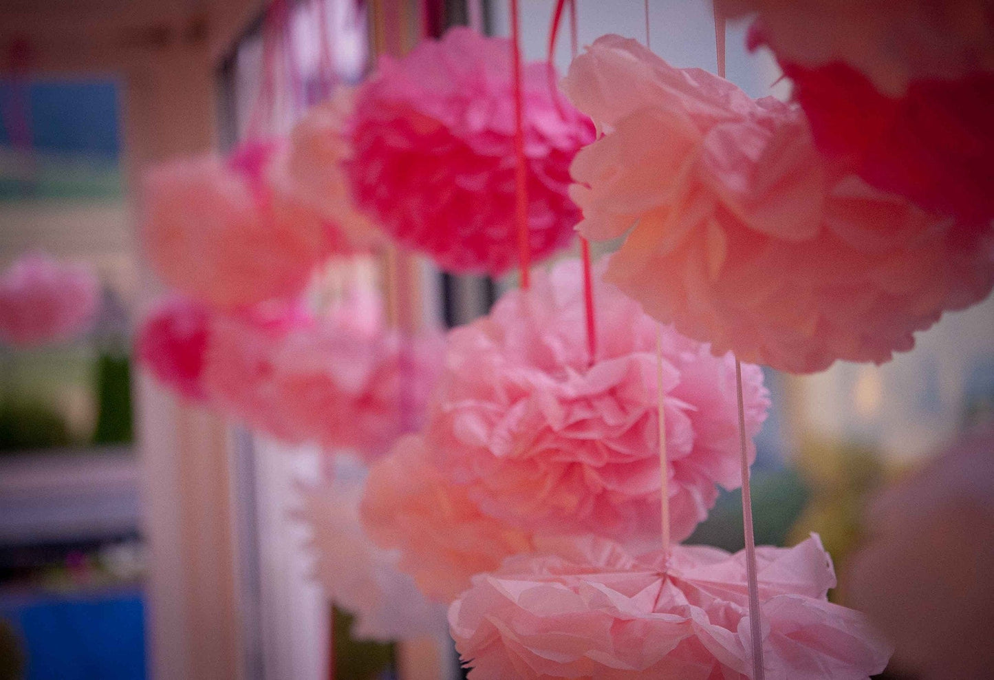 Baby pink tissue paper pom pom - Decopompoms