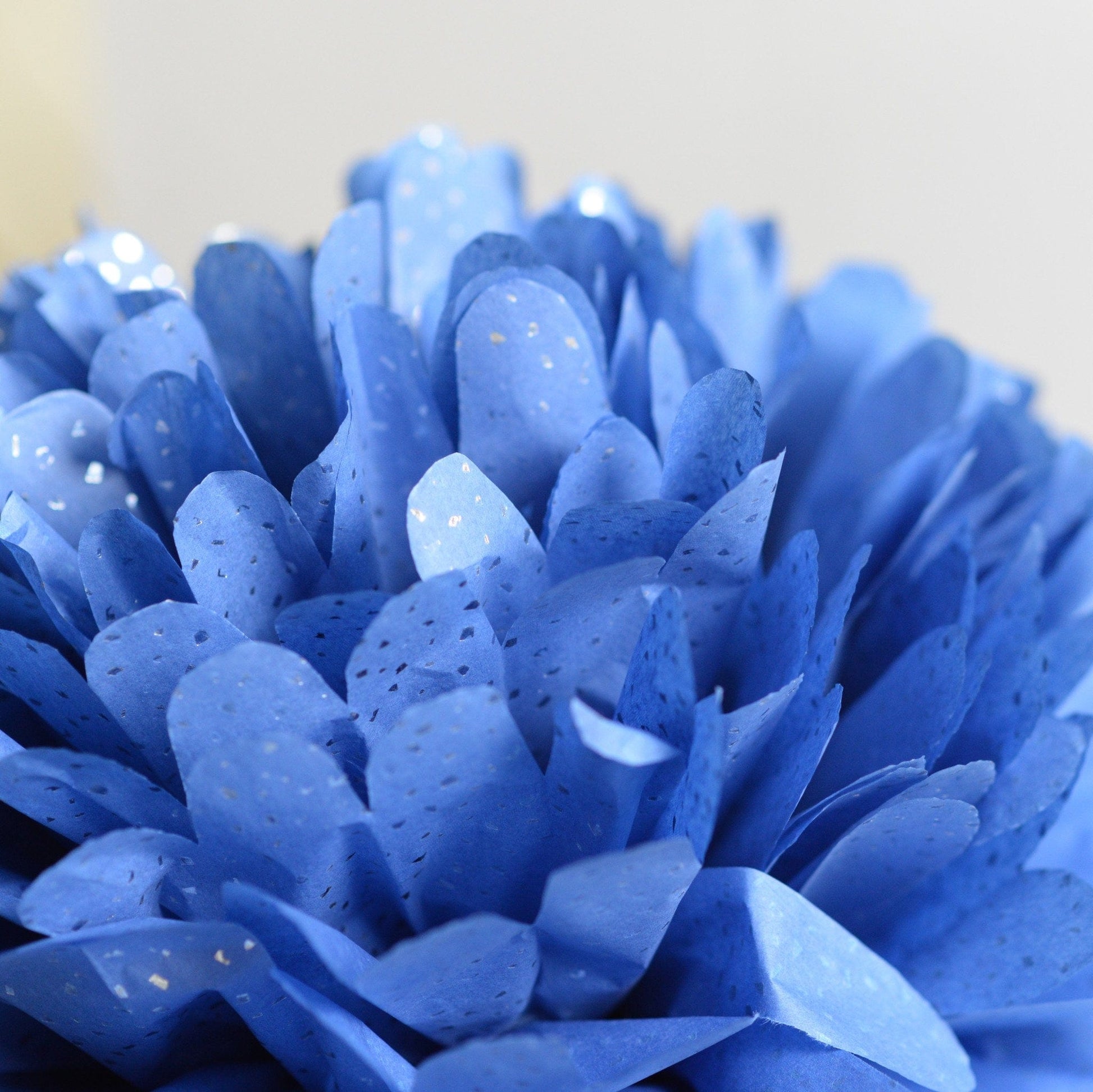 Blue reflections gemstone tissue paper pom pom - Decopompoms