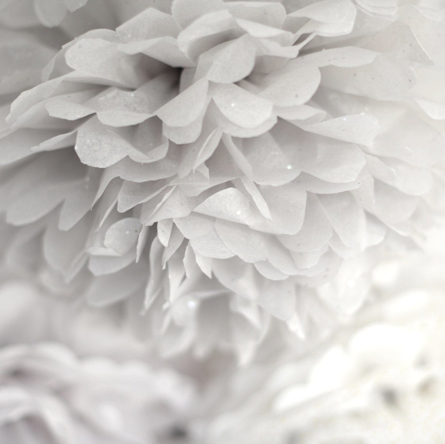 Gemstone Granite tissue paper pom pom - Decopompoms