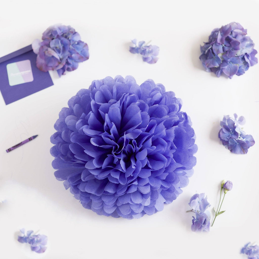 Iris tissue paper pom pom - Decopompoms