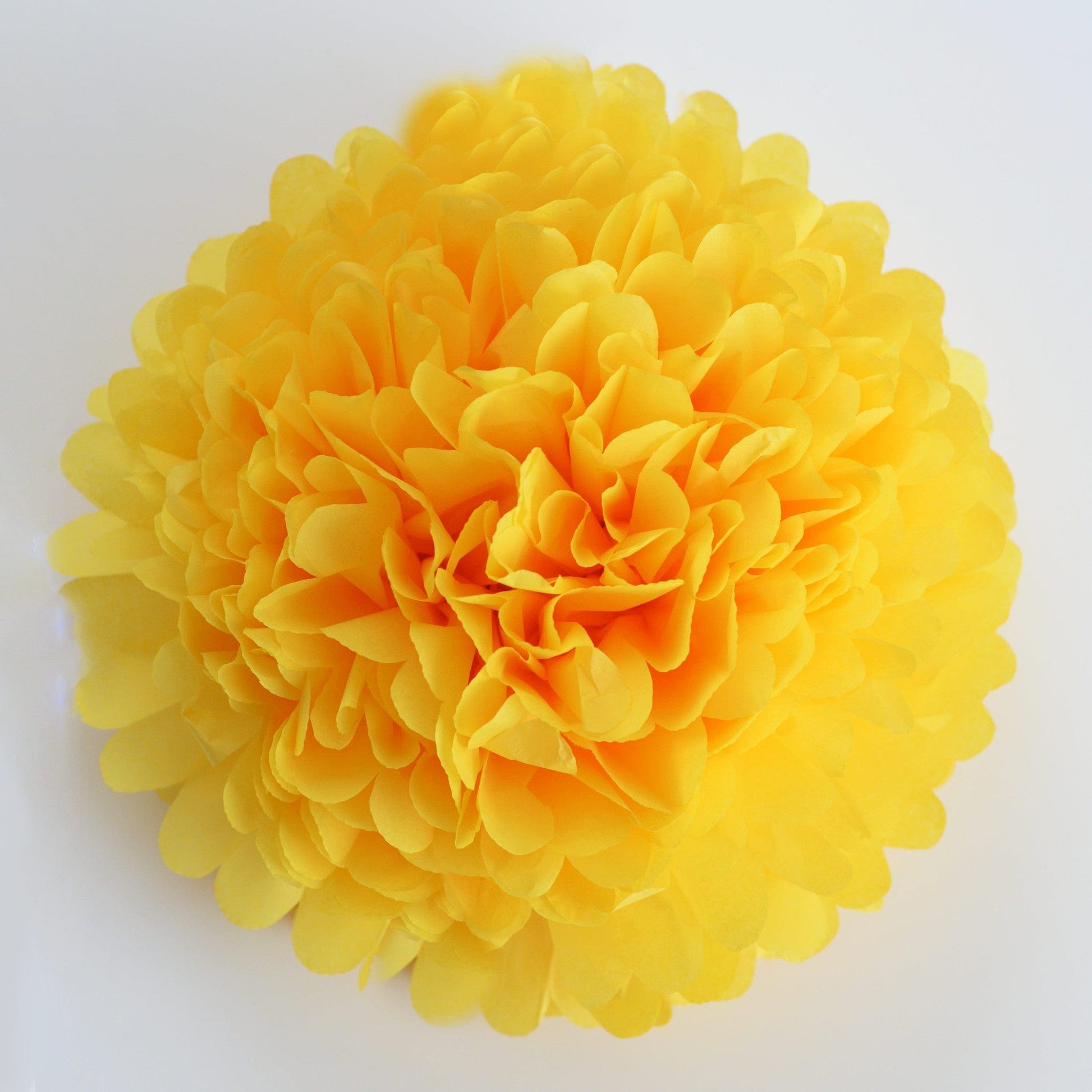 Large size buttercup tissue paper pom pom - Decopompoms