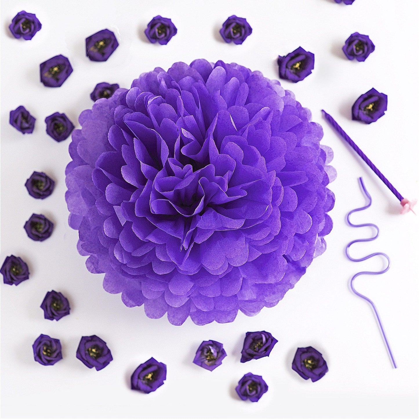 Pansy tissue paper pom pom - Decopompoms